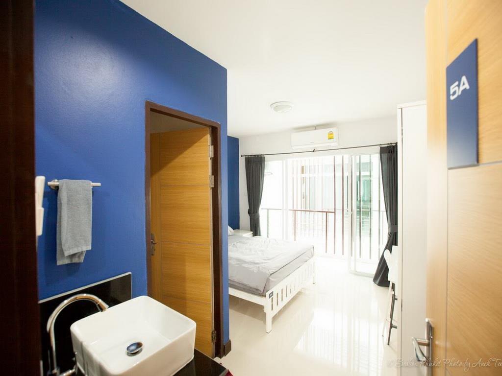 Bedbox Guesthouse And Hostel Patong Екстериор снимка